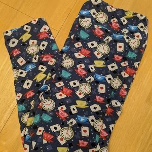 Ambrie Plus Leggings Disney Alice Teacups